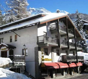  Hotel Meublè Meridiana  Вальтурнанш